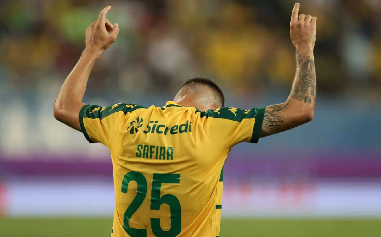 Juventude se aproxima da contratação de atacante