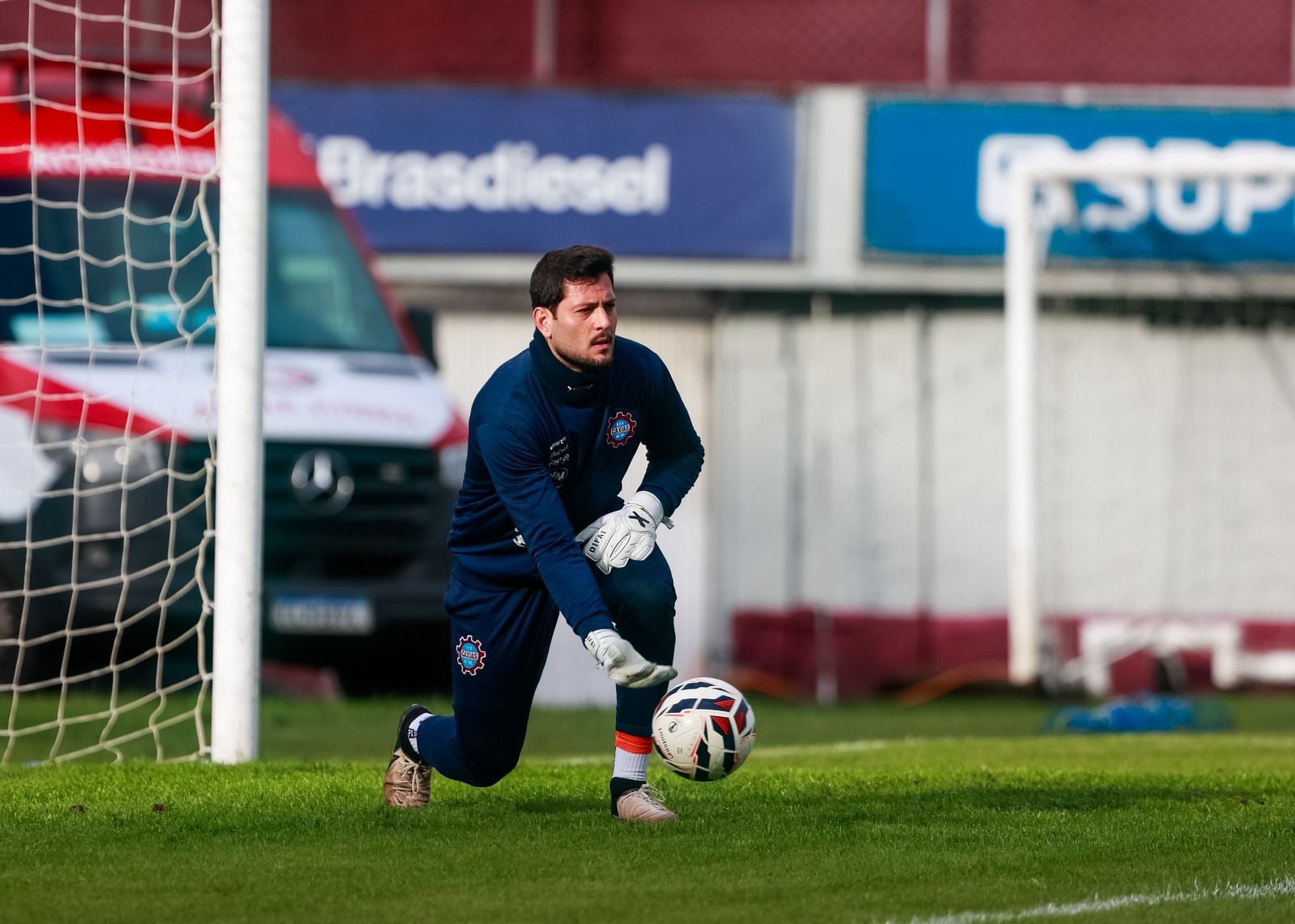 Caxias comunica a saída do goleiro Thiago Coelho