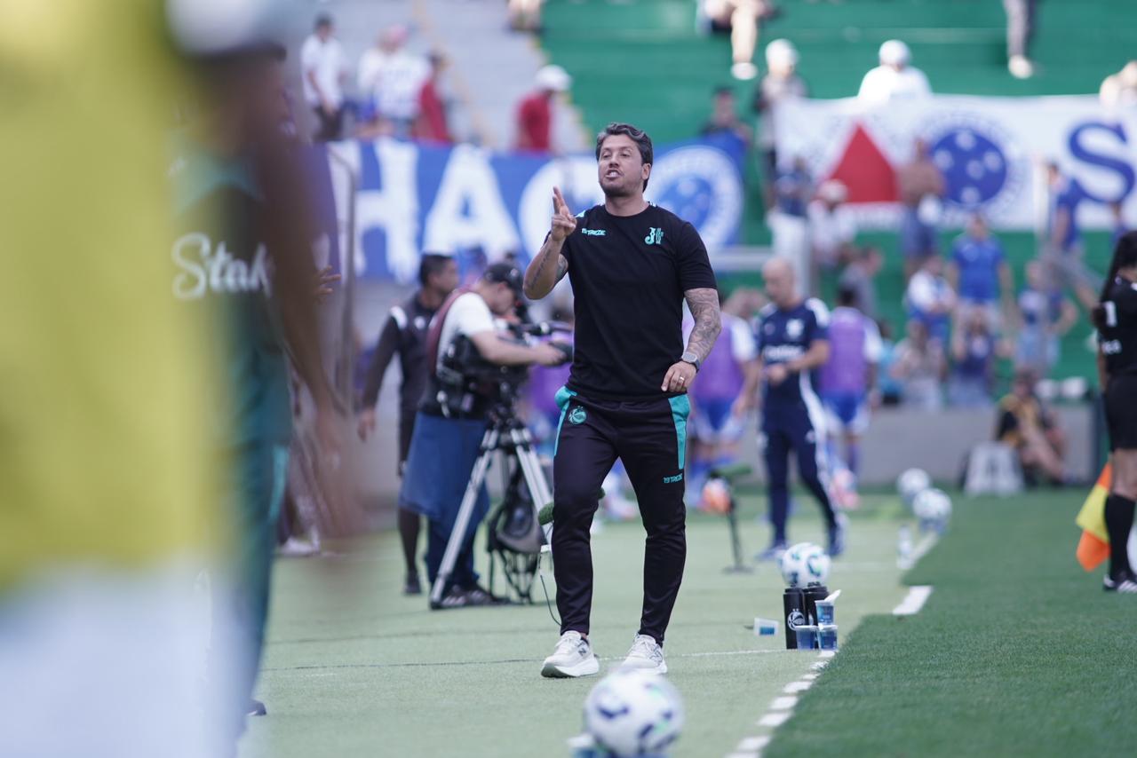 Thiago Carpini fará último jogo à frente do Juventude no domingo (7)