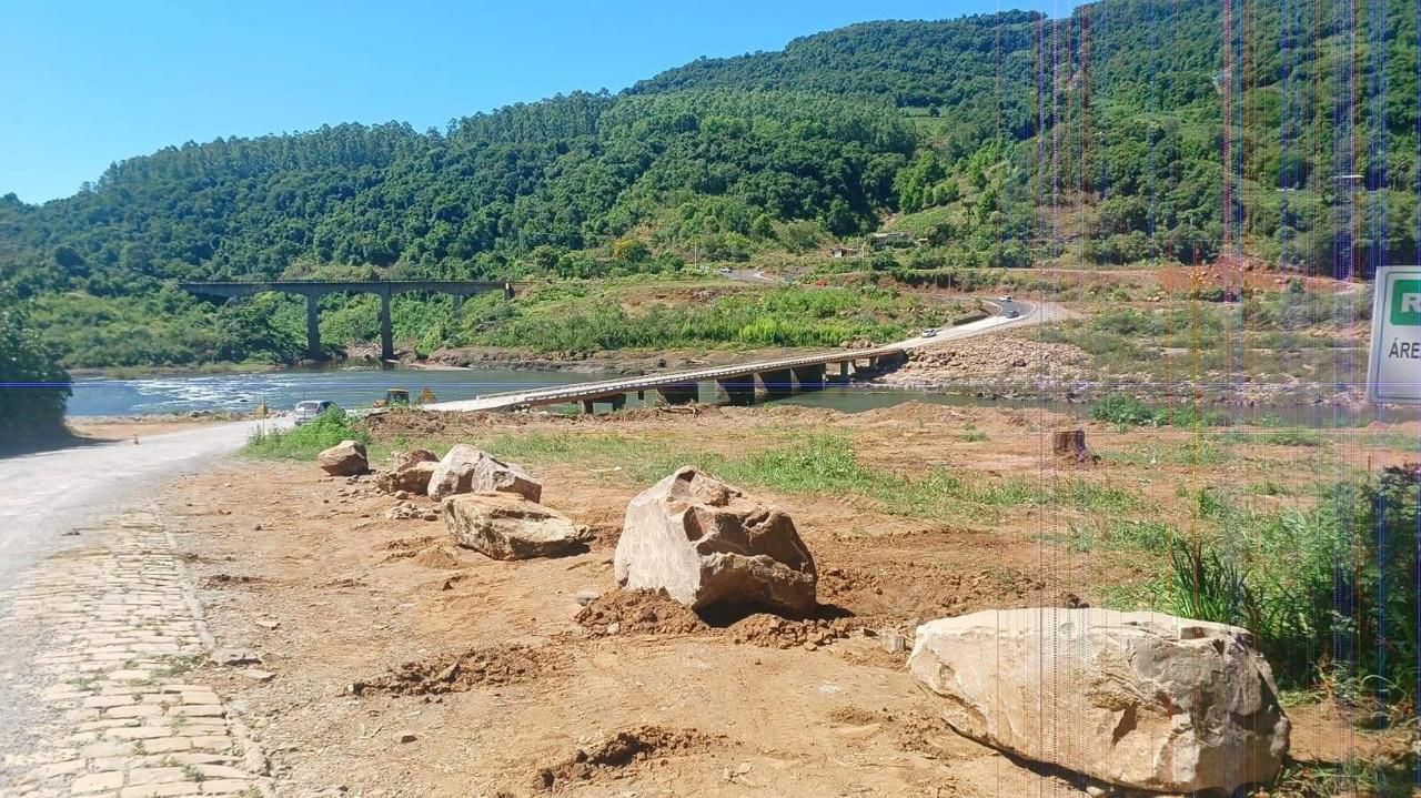 Corpo de homem em avançado estado de decomposição é encontrado no Rio das Antas, em Bento Gonçalves