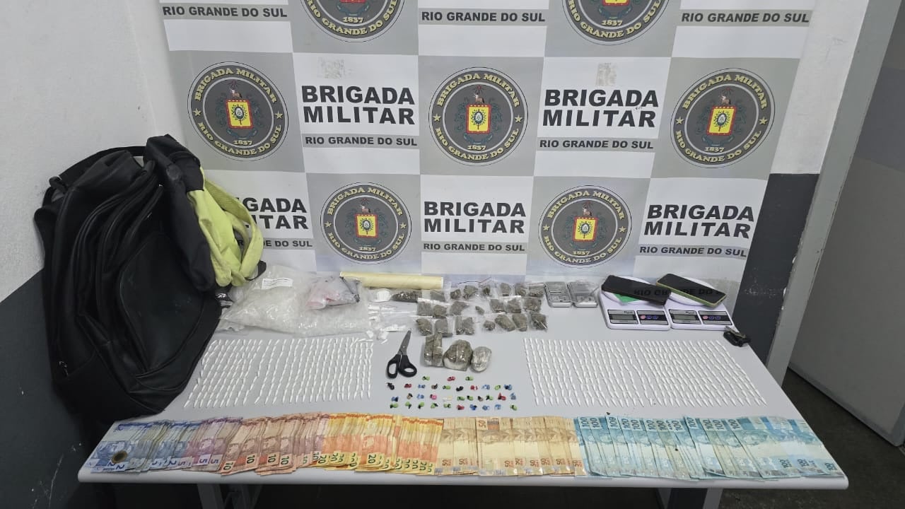 Trio é preso com 665 porções de drogas em Caxias do Sul