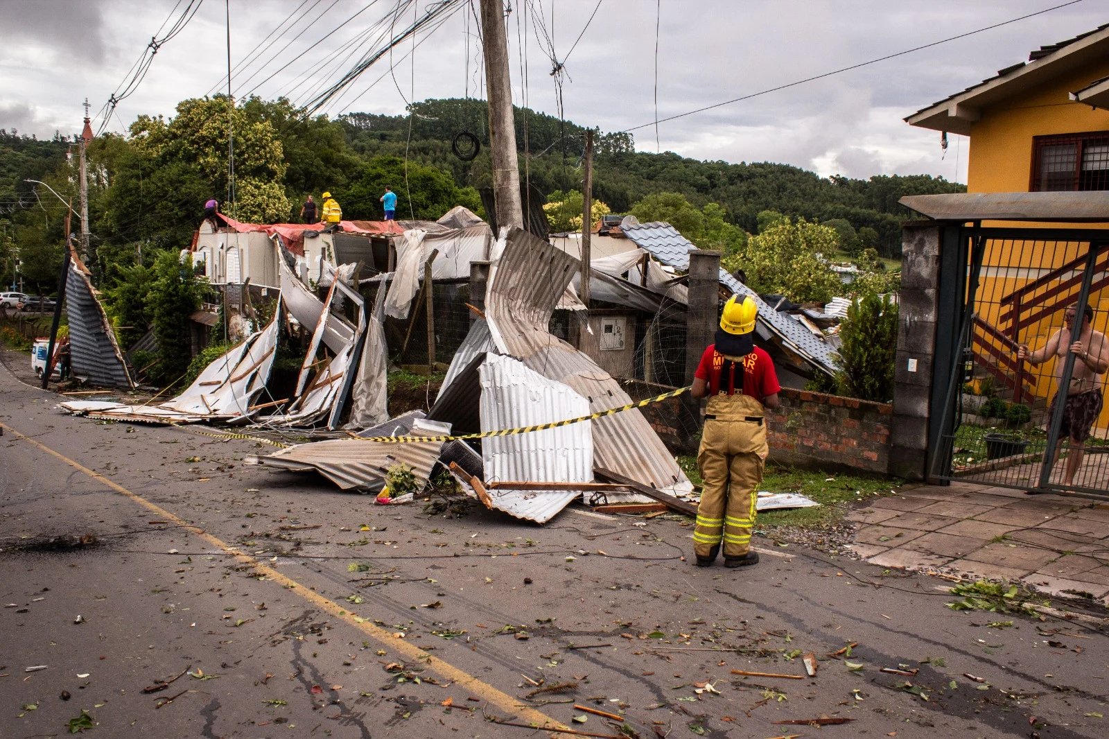 Farroupilha decreta Situação de Emergência após tornado que atingiu o município