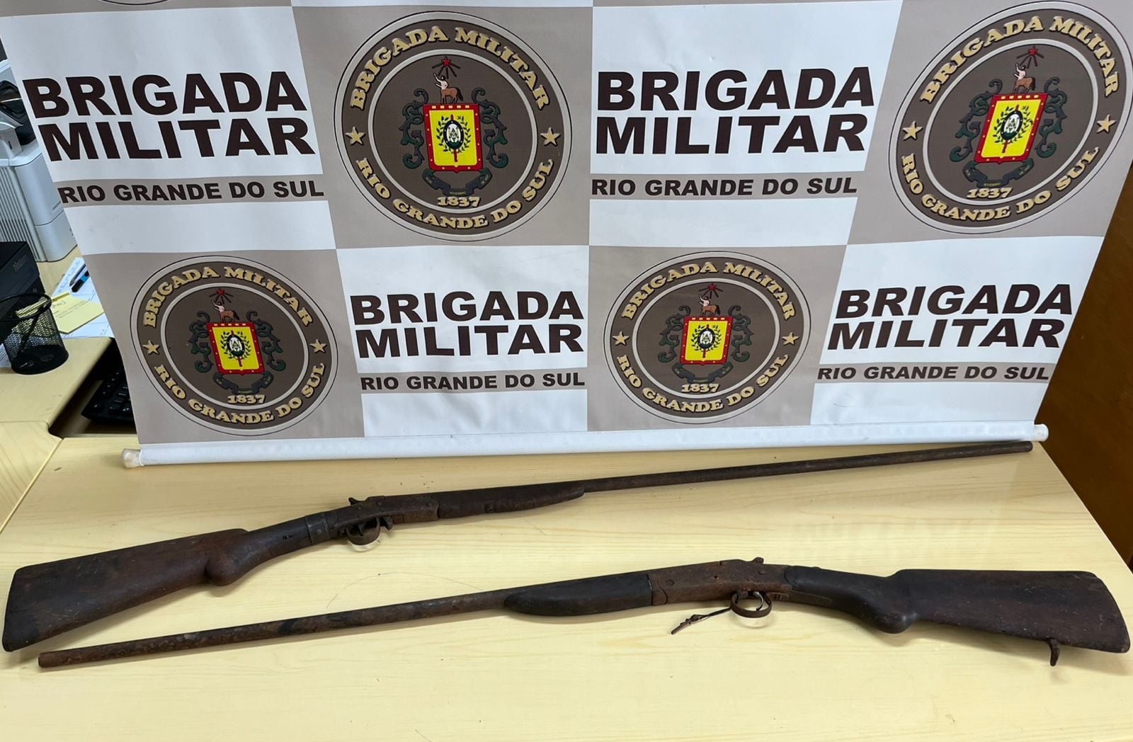 Brigada Militar apreende duas armas de fogo no interior de Nova Roma do Sul