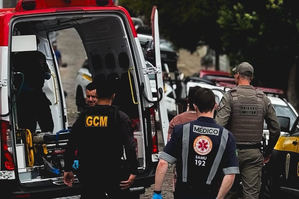 Homem em surto atira contra agentes da GCM no Bairro Progresso, em Bento Gonçalves