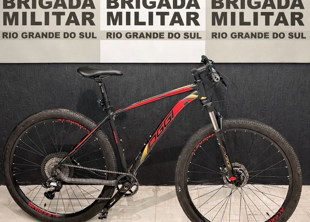 Brigada Militar prende suspeito e recupera bicicleta furtada em Bento Gonçalves