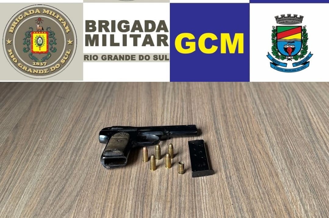 Policiais apreenderam uma pistola calibre .32