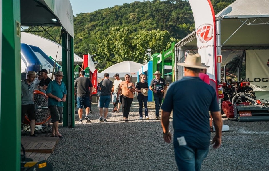 TECNOVITIS ENCERRA TECNOVITIS ENCERRA