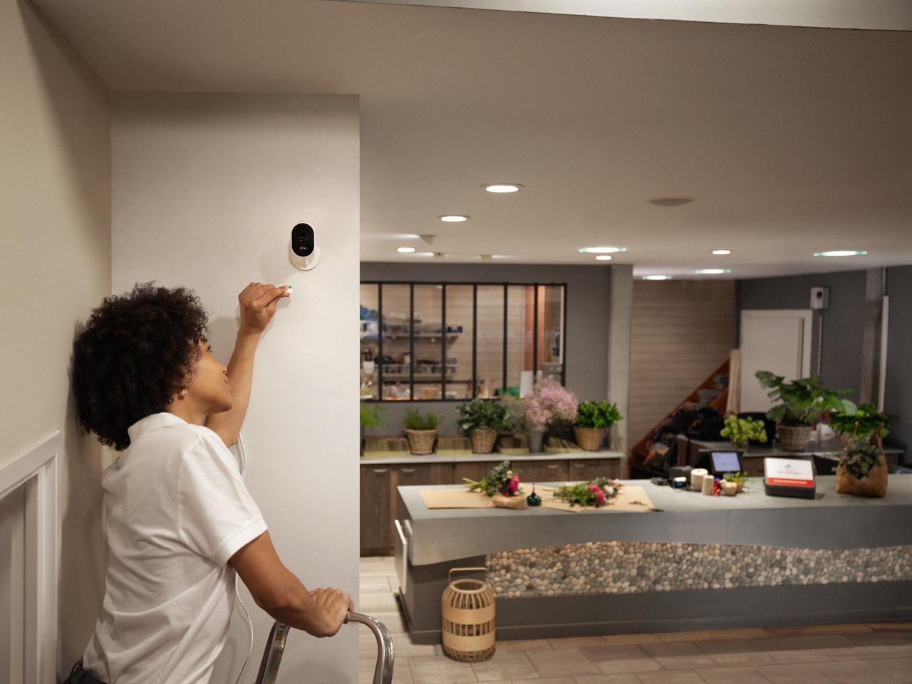 Por que você deve evitar câmeras dentro de casa?