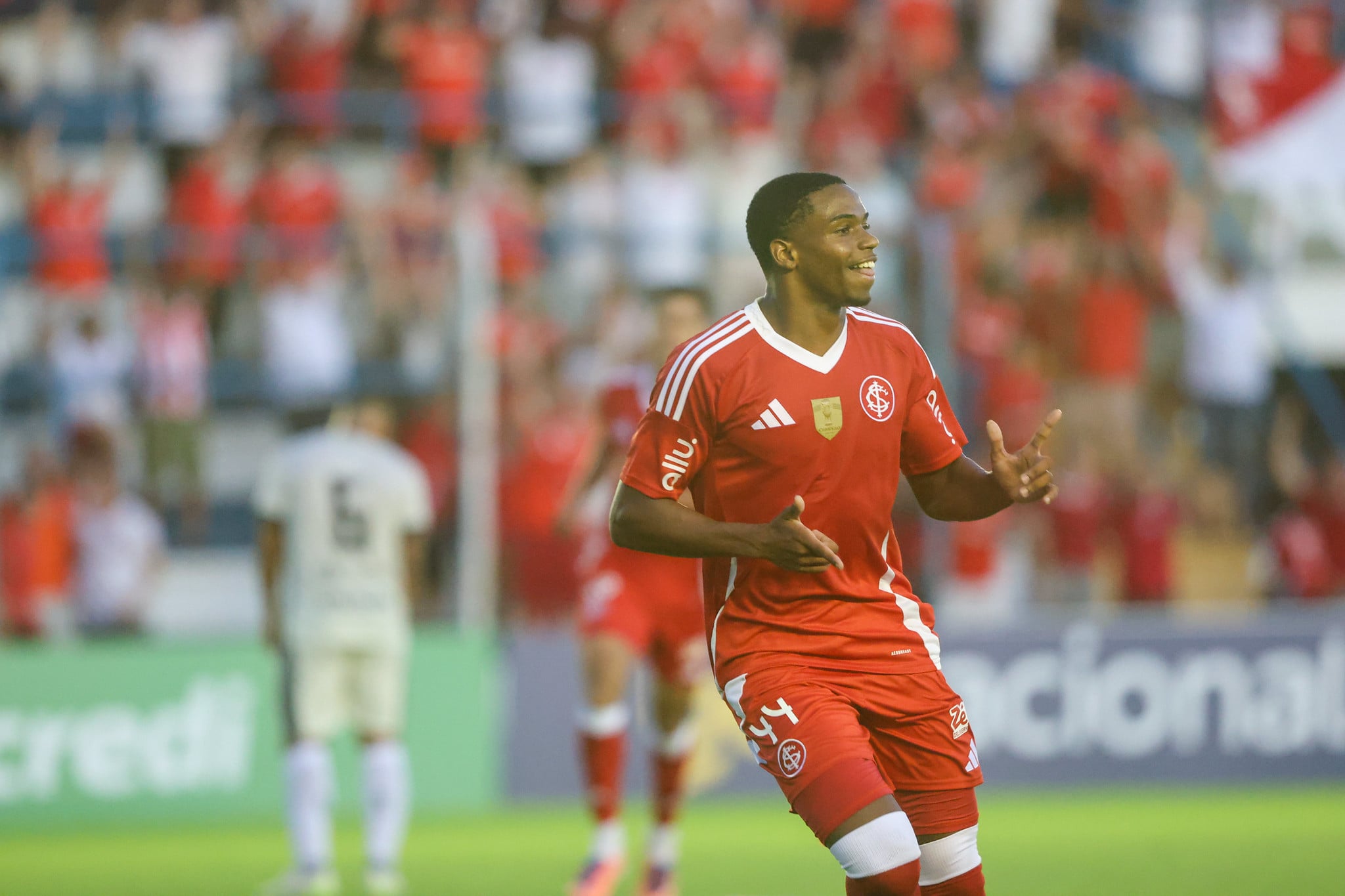 Inter goleia o Monsoon na estreia de Paulo Pezzolano e segue 100% no Gauchão