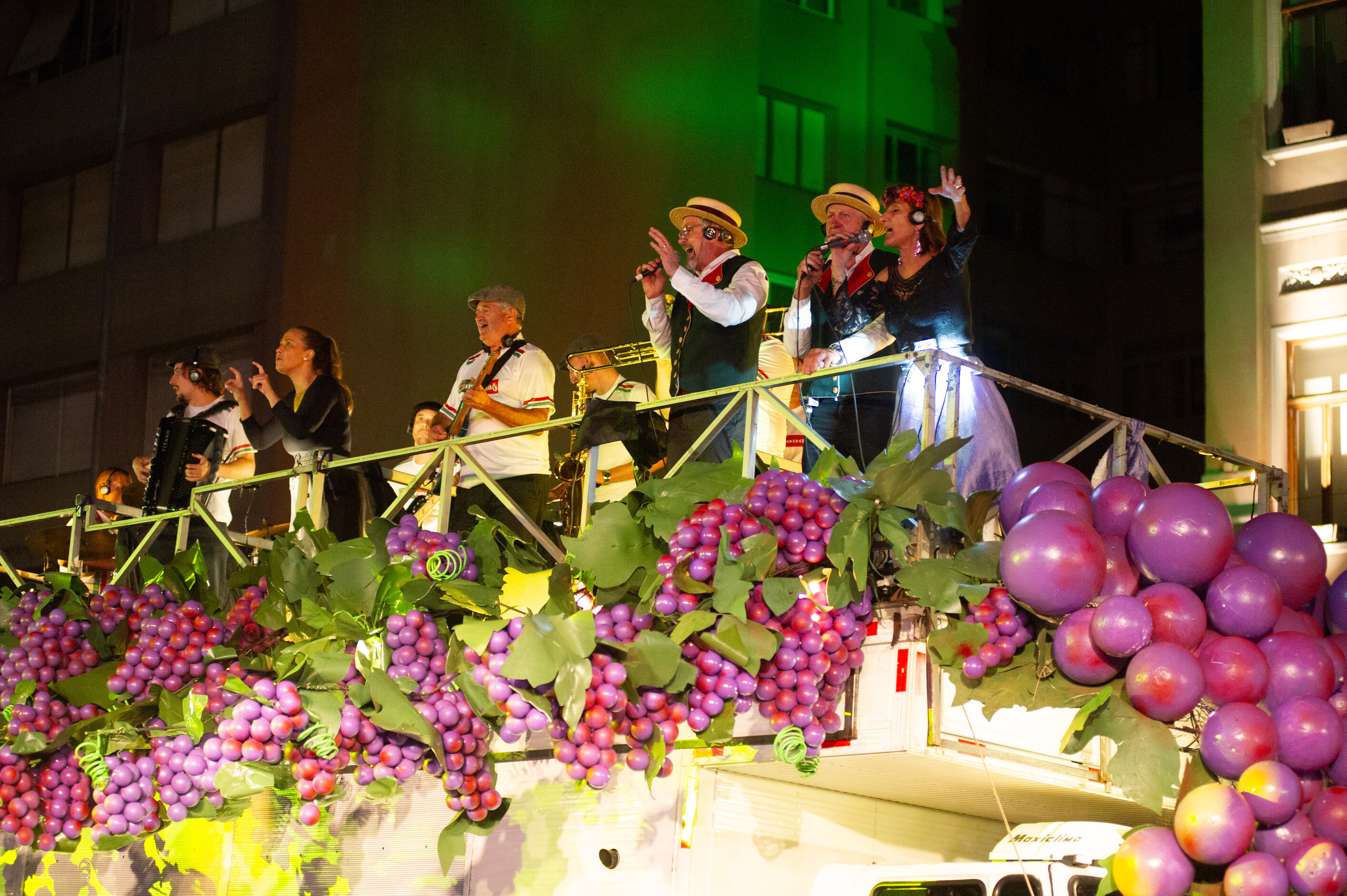 Secretária da Cultura reforça papel da Festa da Uva como celebração da identidade e das etnias em Caxias do Sul