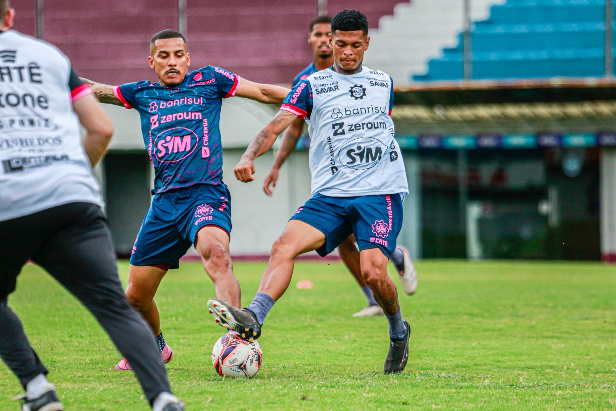 Sem vencer há dois jogos, Caxias encara o Inter buscando primeiro lugar do grupo B do Gauchão