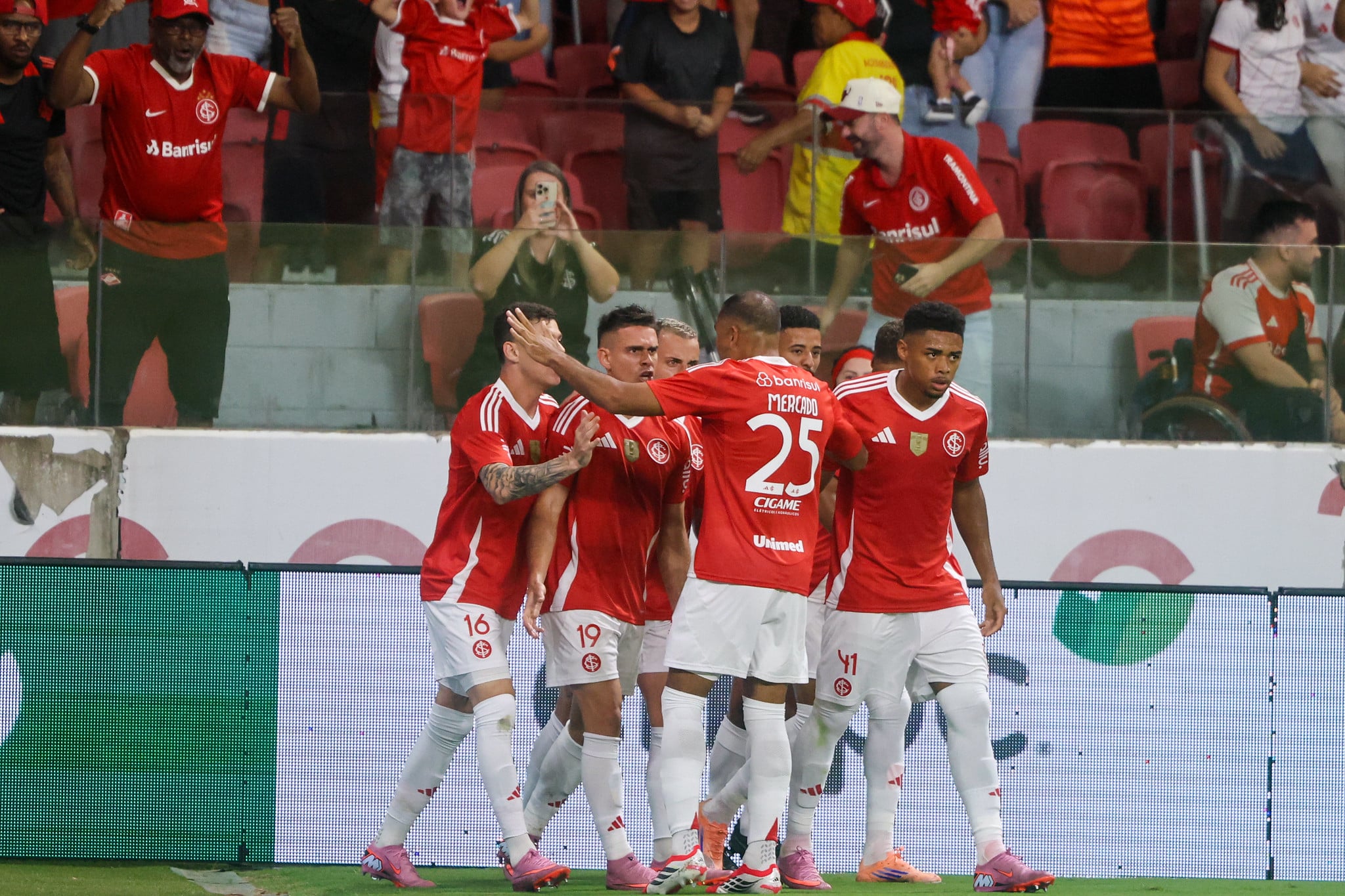 Clássico 449: No Beira-Rio, Inter vira sobre o Grêmio e vence o primeiro Gre-Nal de 2026