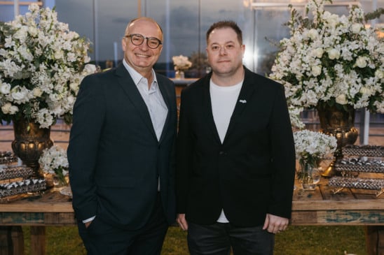 Vicente Homero Perini Filho (presidente) e Mateus Guilherme Zanotto (vice-presidente) assumem a diretoria do SEGH Região Uva e Vinho - Foto: Fernando Dai Prá Fotografia/Divulgação