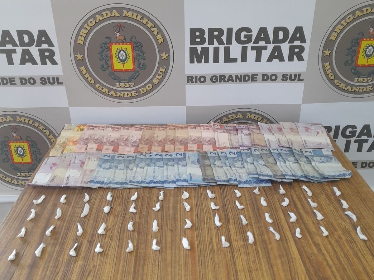 Adolescente é apreendido com 52 pedras de crack em Farroupilha