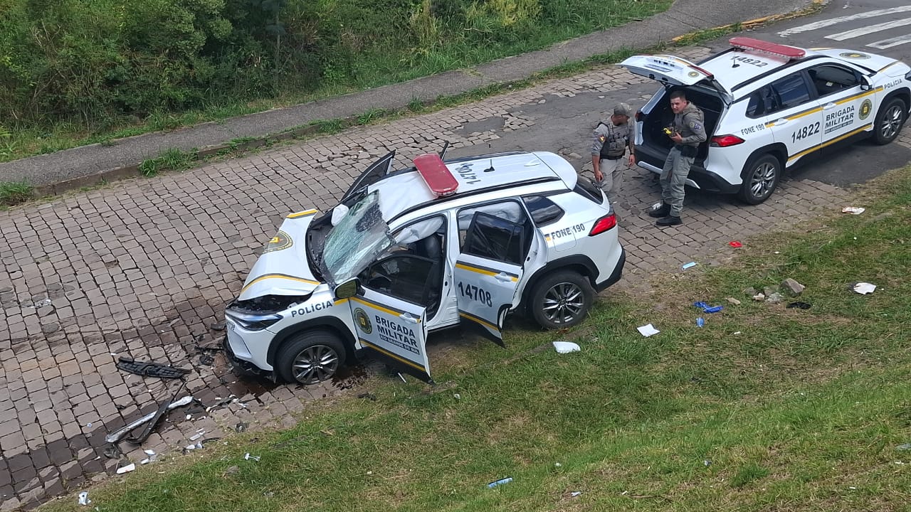 Perseguição com tiroteio deixa um morto e quatro feridos em Caxias do Sul