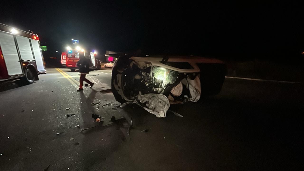 Motorista fica ferido após colisão com caminhão que fugiu sem prestar socorro na BR-470, em Garibaldi