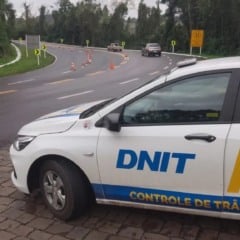 O retorno do controle de fluxo &eacute; necess&aacute;rio para que as equipes de engenharia retomem os trabalhos intensos de recupera&ccedil;&atilde;o da rodovia. (Foto: Divulga&ccedil;&atilde;o)