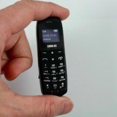 Embora a venda seja proibida no pa&iacute;s e os modelos n&atilde;o possuam homologa&ccedil;&atilde;o da Anatel, a ag&ecirc;ncia reguladora, eles s&atilde;o encontrados com facilidade em centros comerciais. (Foto: Reprodu&ccedil;&atilde;o)