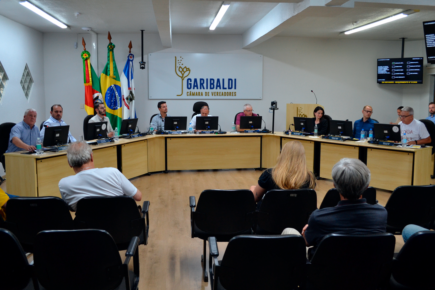 Câmara de Garibaldi define lideranças partidárias e inicia tramitação de seis projetos