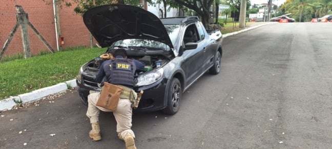 VW Saveiro foi abordada em fiscalização da PRF