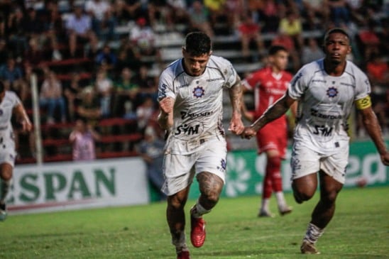 Fotos: Vitor Soccol/S.E.R. Caxias