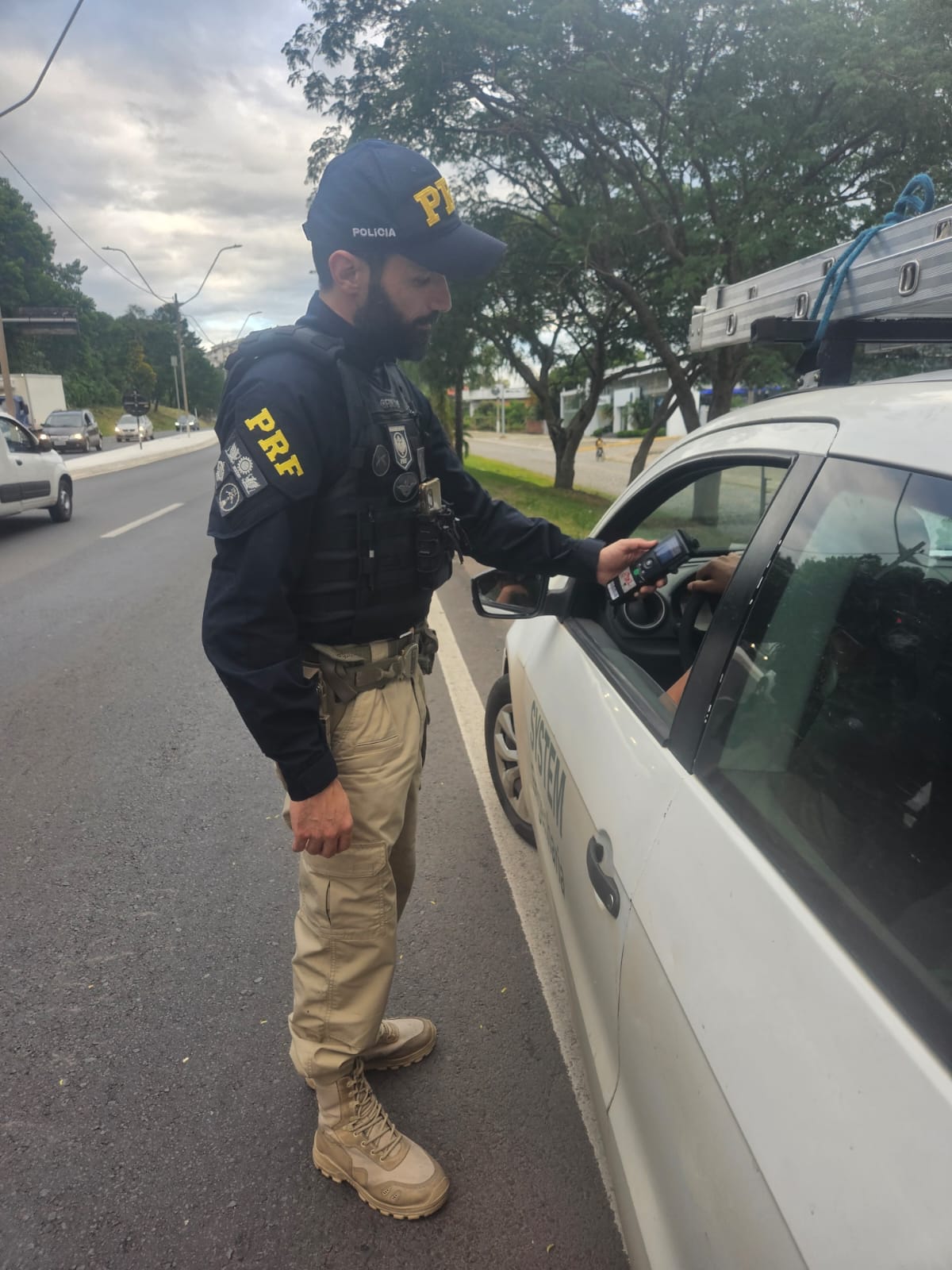 PRF e forças integradas realizam operação “Álcool Zero” em Bento Gonçalves