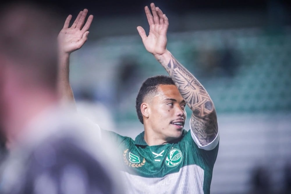 Mandaca nega pré-contrato com o Grêmio, mas não descarta saída do Juventude